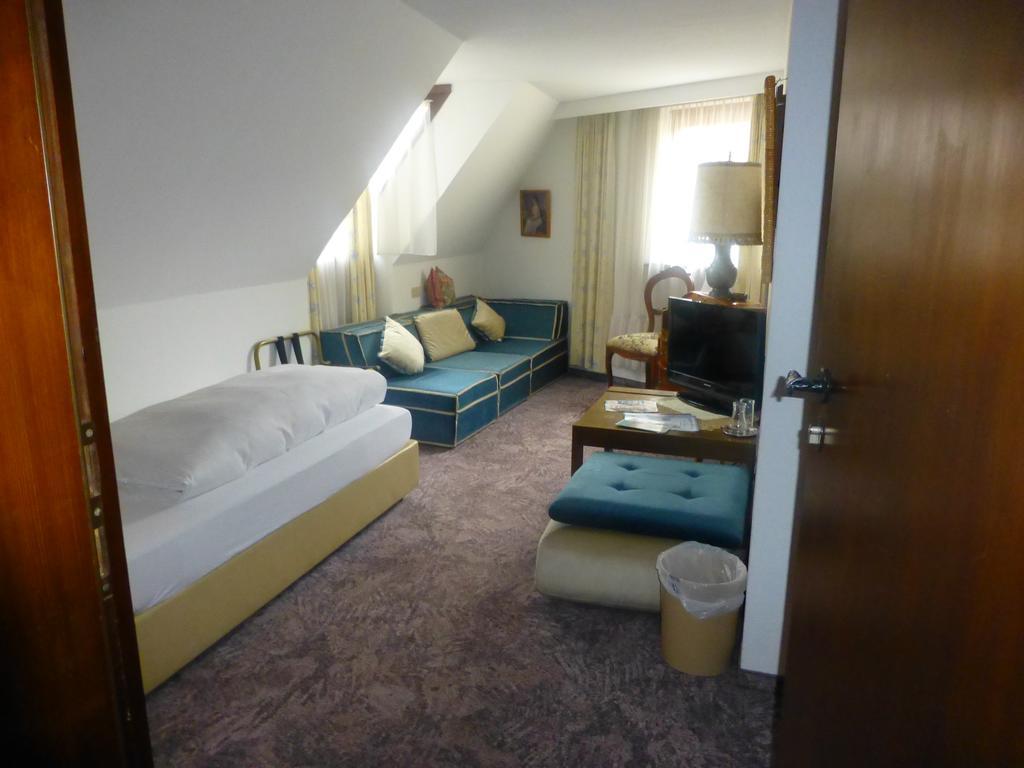 Hotel Resengörg Ebermannstadt Zimmer foto